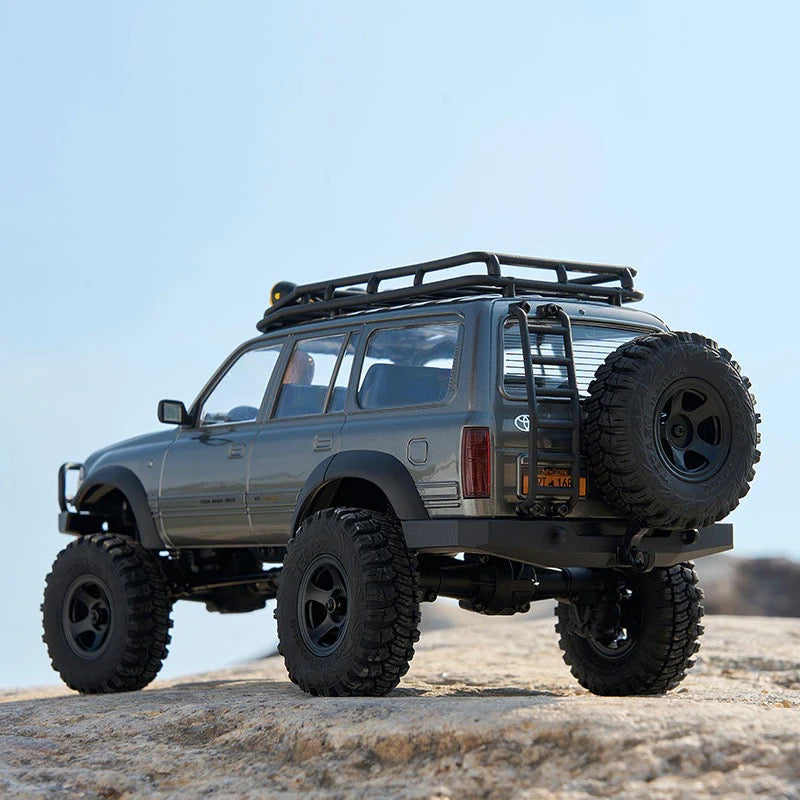 FMS-FCX18V2_1:18_Toyota Land Cruiser LC80 Heritage Edition_2-Speed Transmission + Portal Axles