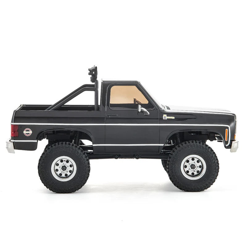 FMS-FCX24Chevrolet_1:24_Chevrolet K5 Blazer Trail Boss_Portal Axles + 2-Speed Transmission