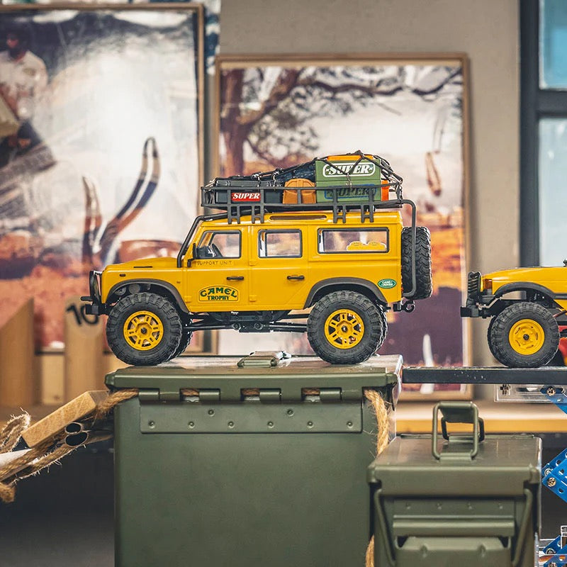 FMS-FCX24M_1:24_LAND ROVER Family_Land Rover Camel Trophy Heritage_Licensed Scaler_Portal Axles (Safari Sand)